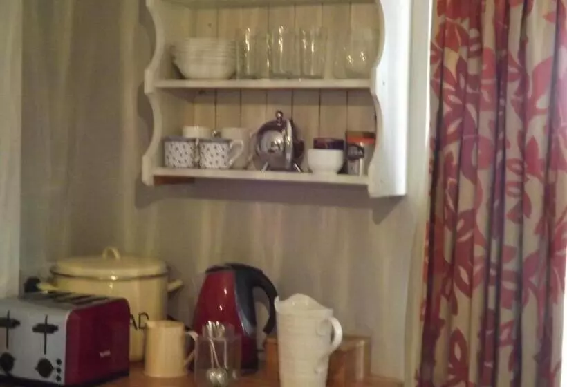 Aamiaismajoitus (B&B) The Swallows Guest House