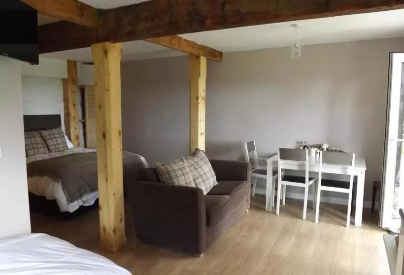 Aamiaismajoitus (B&B) The Swallows Guest House