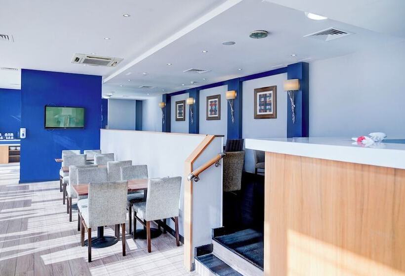 호텔 Belvilla Crewe City Centre Lifestyle