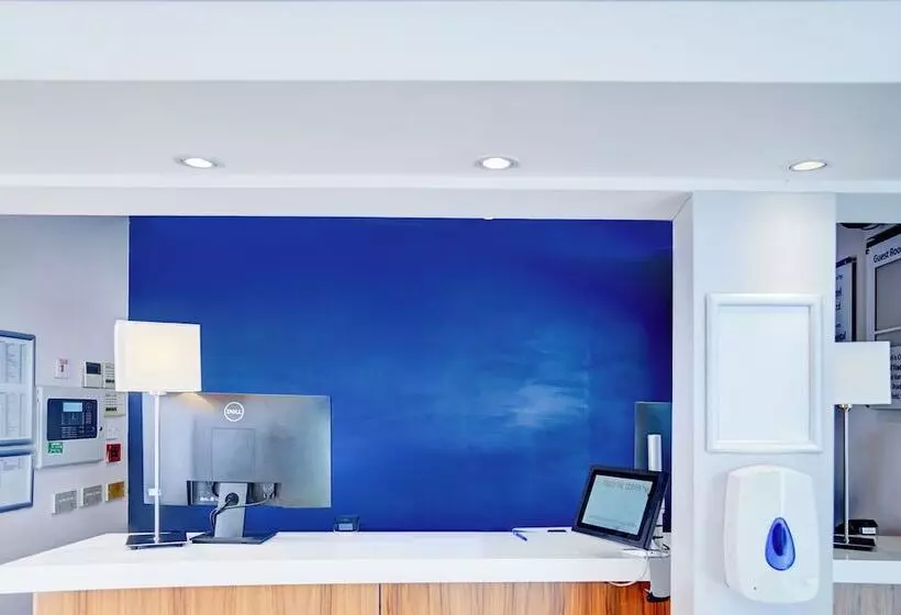 هتل Belvilla Crewe City Centre Lifestyle