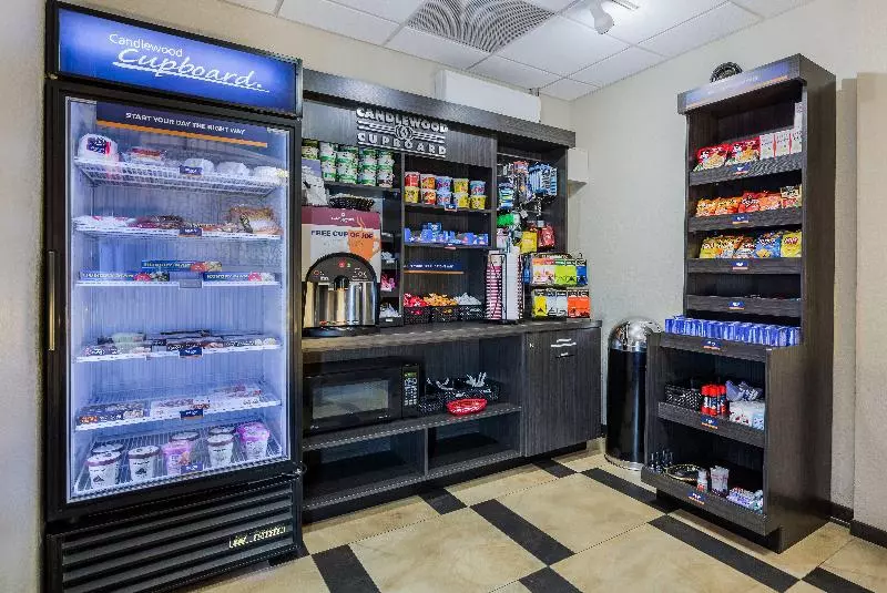 Hotel Candlewood Suites Virginia Beach Town Center, An Ihg