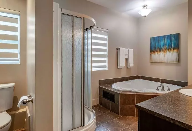 Danny’s Hotel Suites, Surestay Collection By Best Western