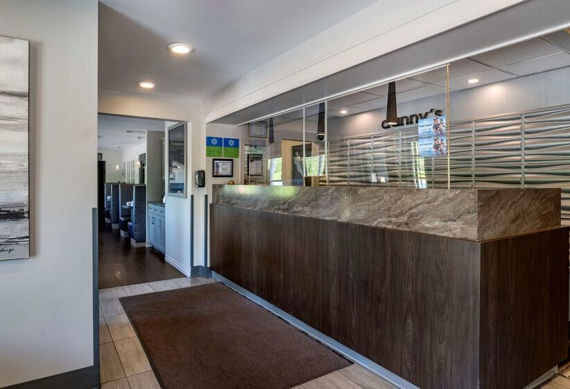 Danny’s Hotel Suites, Surestay Collection By Best Western