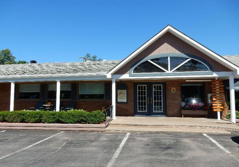 Danny’s Hotel Suites, Surestay Collection By Best Western