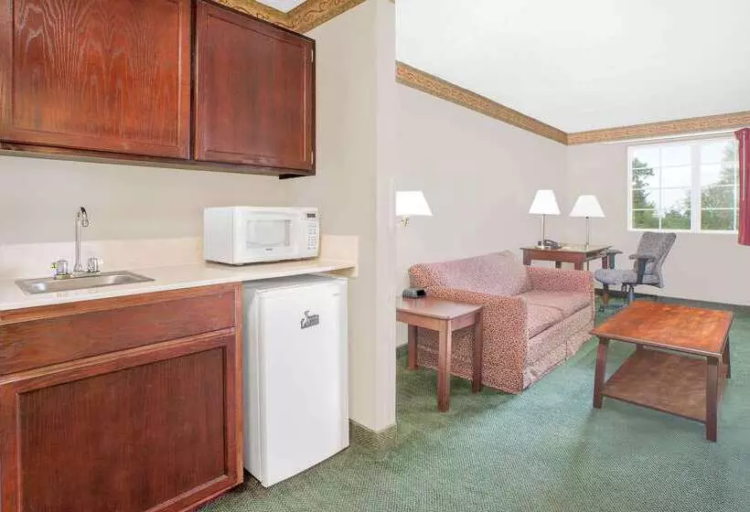 ホテル Days Inn By Wyndham Mountain Home