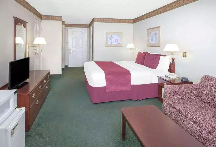 ホテル Days Inn By Wyndham Mountain Home