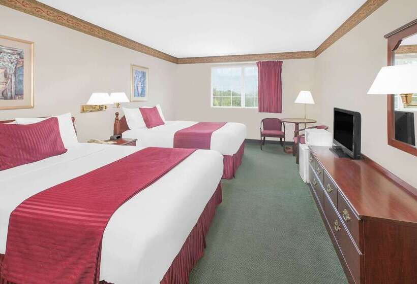 호텔 Days Inn By Wyndham Mountain Home