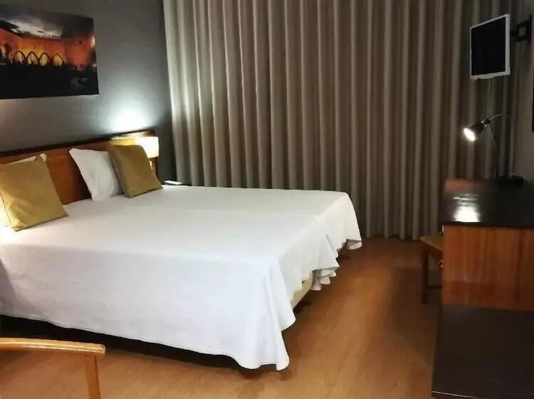 هتل Dom Vilas