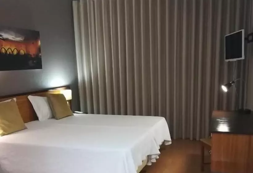 هتل Dom Vilas