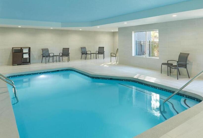 فندق Fairfield Inn & Suites Atlanta Mcdonough