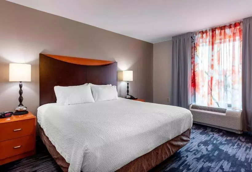ホテル Fairfield Inn & Suites Columbus