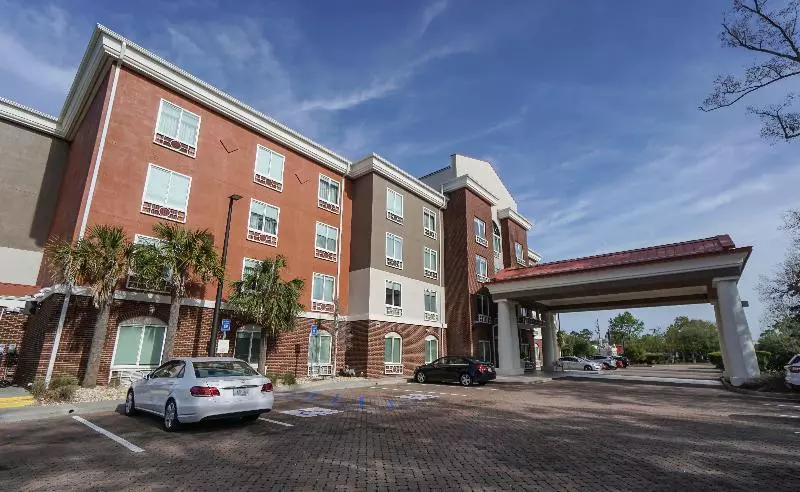 Holiday Inn Express Hotel & Suites Savannah Midtown, An Ihg