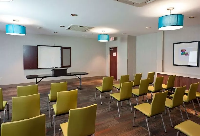 Holiday Inn Express Hotel & Suites Scott Lafayette West, An Ihg