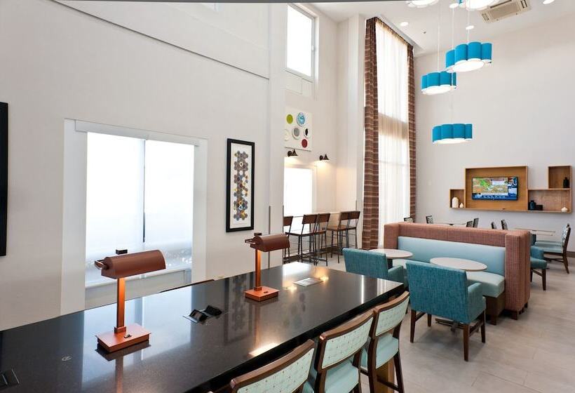 Holiday Inn Express Hotel & Suites Scott Lafayette West, An Ihg