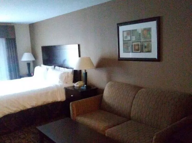 فندق Holiday Inn Express & Suites Zanesville North, An Ihg
