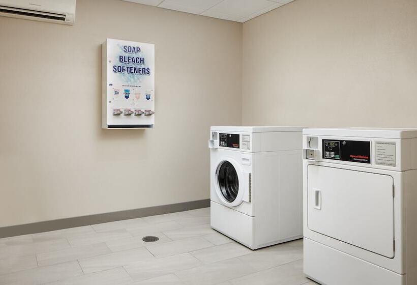 Otel Holiday Inn Express & Suites Bridgeport, An Ihg