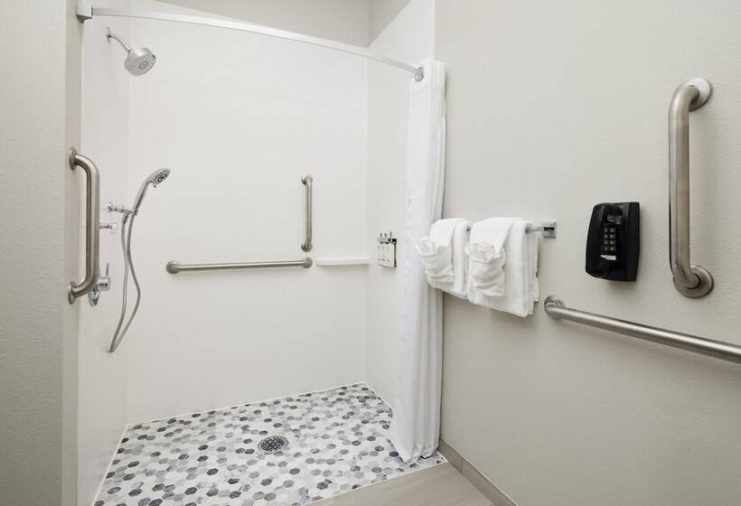 Otel Holiday Inn Express & Suites Bridgeport, An Ihg