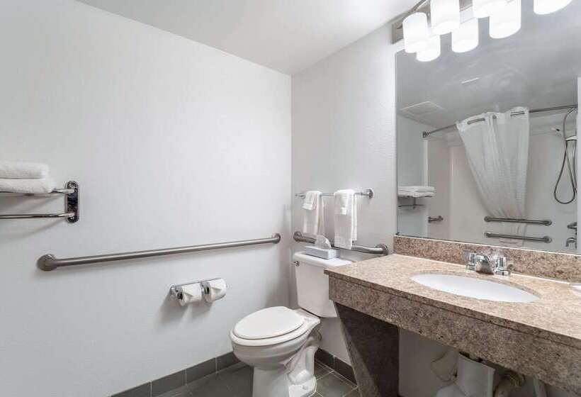 هتل Quality Inn & Suites Augusta I 20