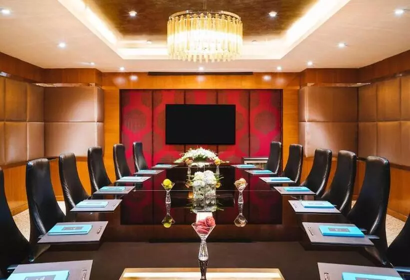 فندق Sofitel Mumbai BKC