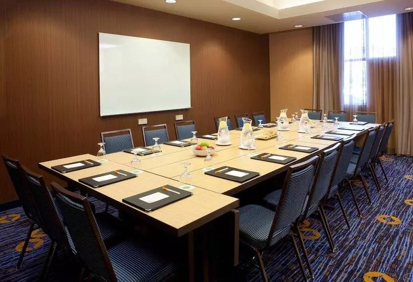 호텔 Sonesta Emeryville  San Francisco Bay Bridge