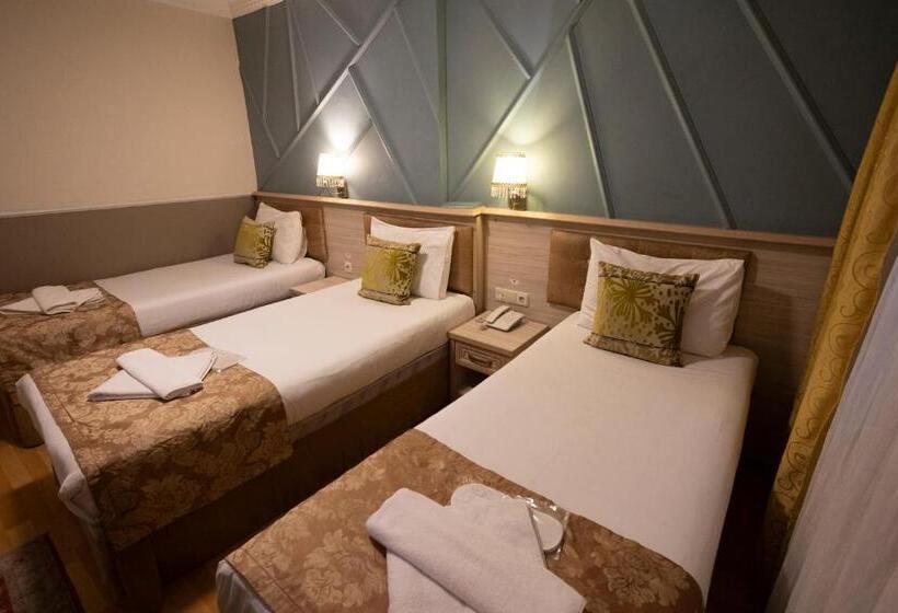 ホテル Tashkonak Studio Suites