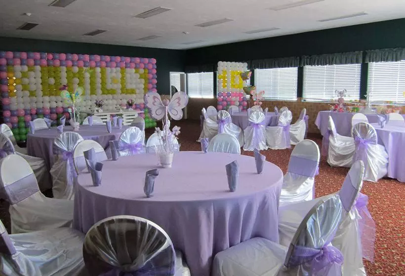 هتل Yarmouth Resort