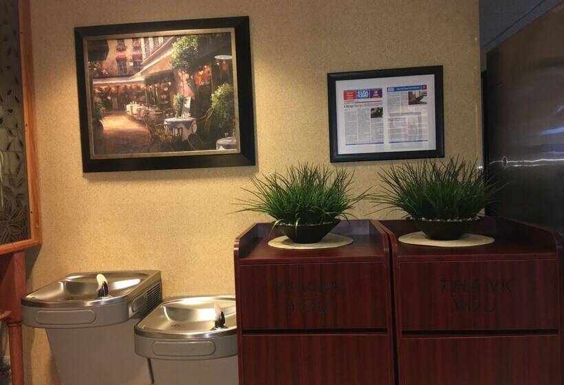 Microtel Inn & Suites By Wyndham Indianapolis Airport