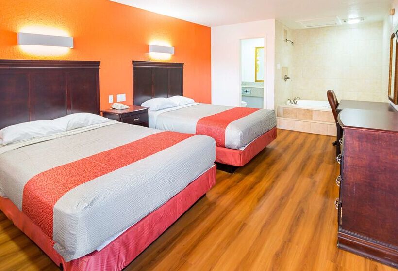 Motel 6 Red Oak, Tx   Dallas