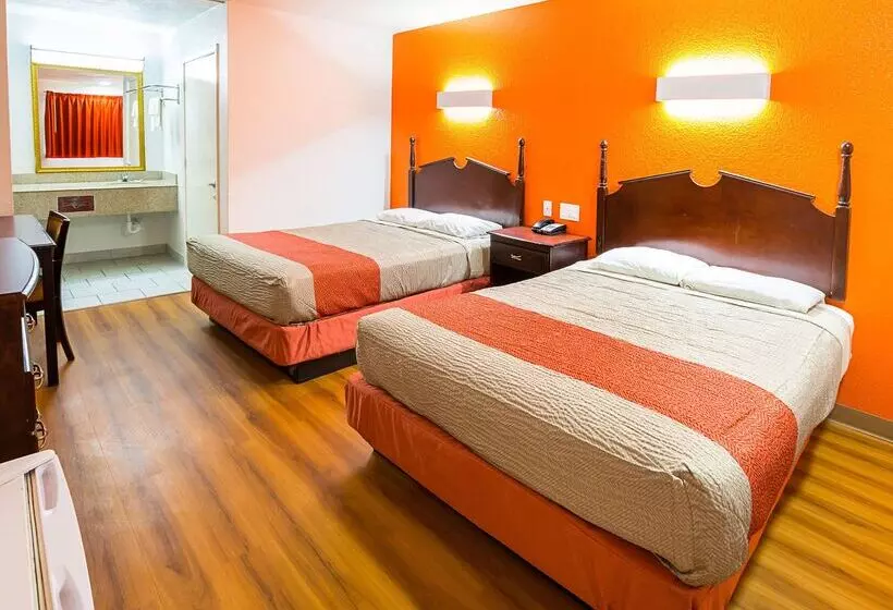 Motel 6 Red Oak, Tx   Dallas
