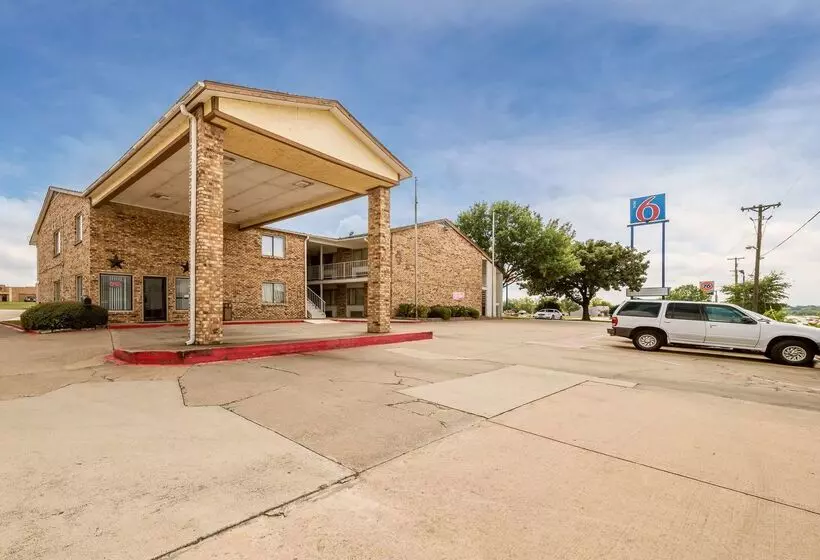Motel 6 Red Oak, Tx   Dallas