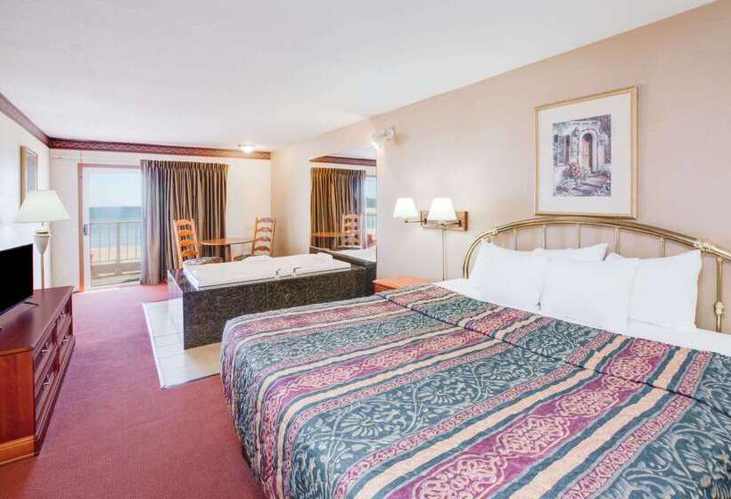 مُتل Super 8 Beachfront By Wyndham Mackinaw City, Mi