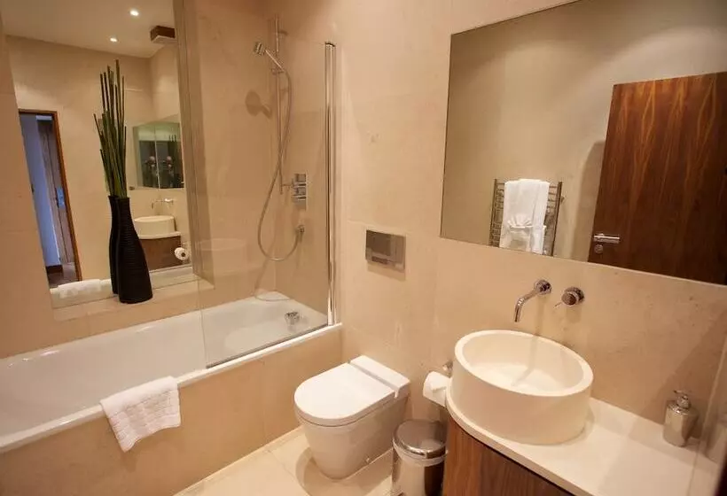 Presidential Apartments Kensington