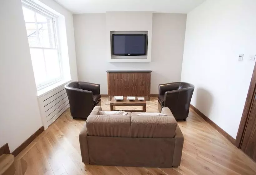 Presidential Apartments Kensington