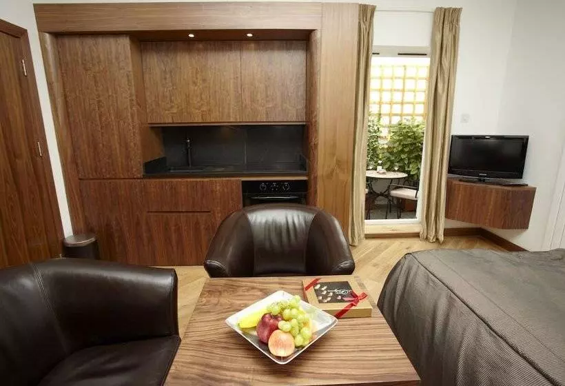 Presidential Apartments Kensington