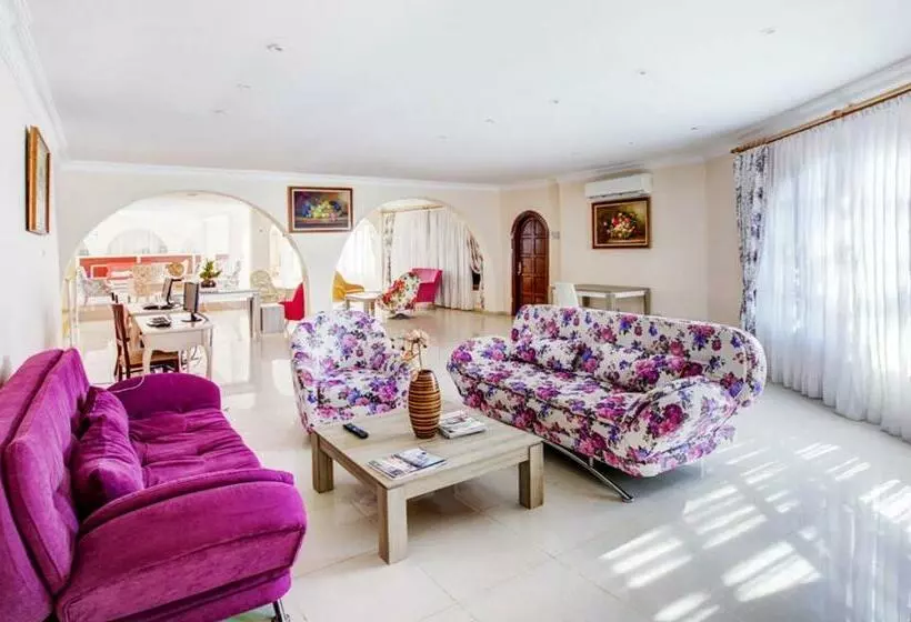 Hotelli Merit Cyprus Gardens By Holidaykeys