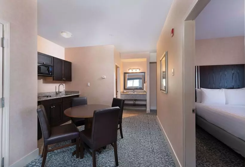 Prestige Cranbrook Hotel, Bw Premier Collection