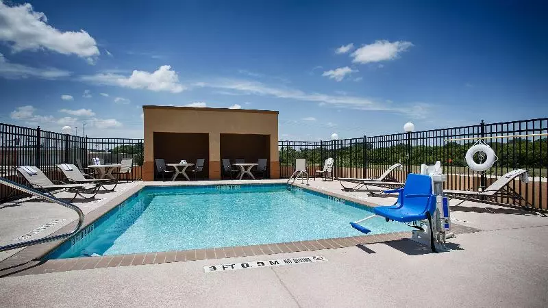 Отель Best Western Temple Inn & Suites