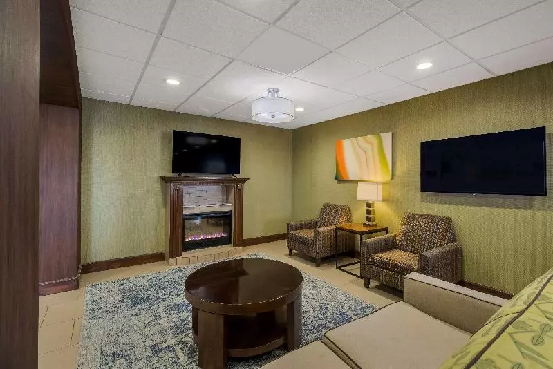 Отель Best Western Temple Inn & Suites