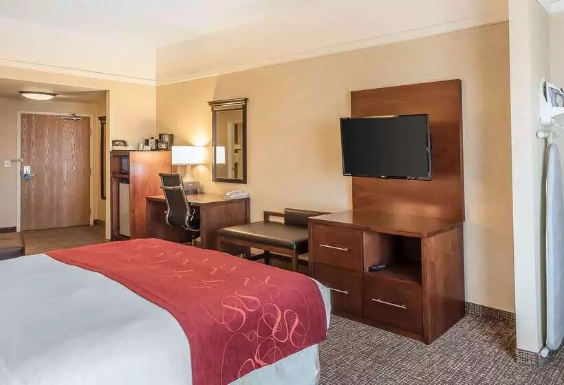 Отель Comfort Suites Longmont