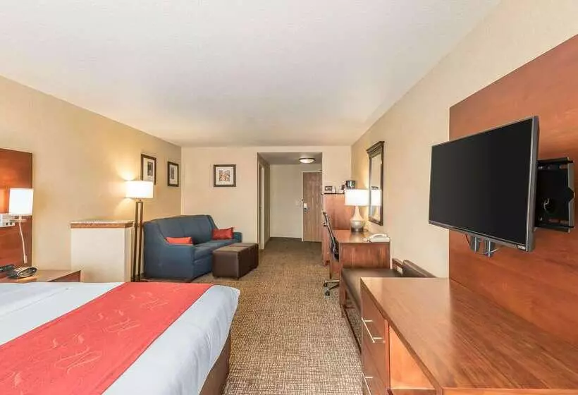 Отель Comfort Suites Longmont