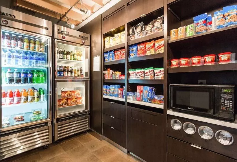 호텔 Courtyard By Marriott Rocky Mount