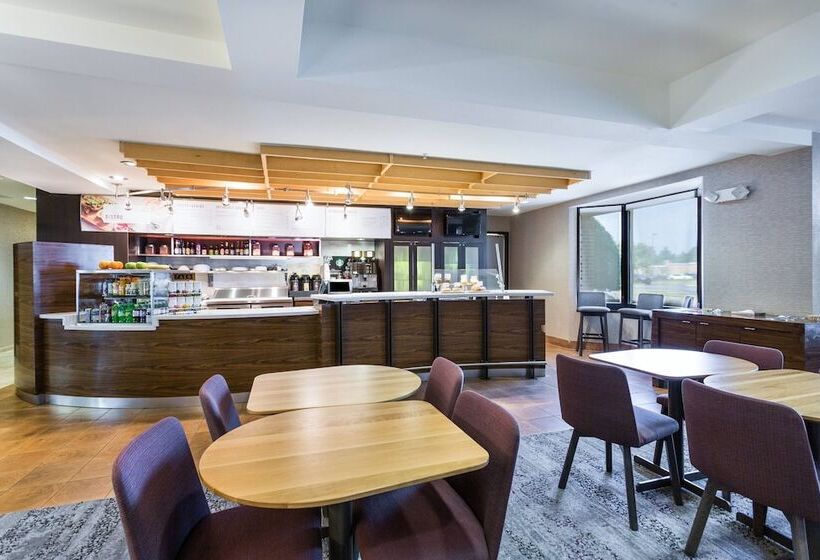 Отель Courtyard By Marriott Rocky Mount