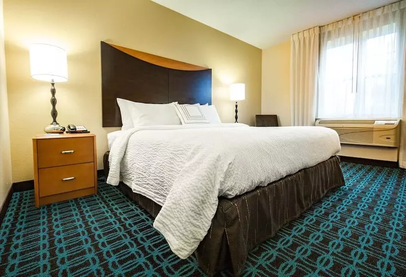 酒店 Fairfield Inn And Suites By Marriott Portsmouth Exeter