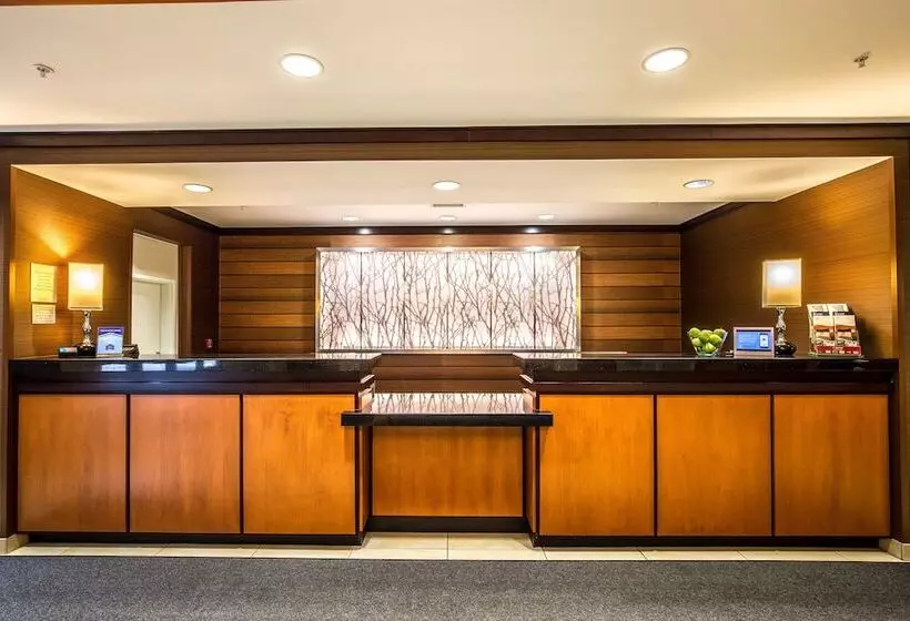 酒店 Fairfield Inn And Suites By Marriott Portsmouth Exeter