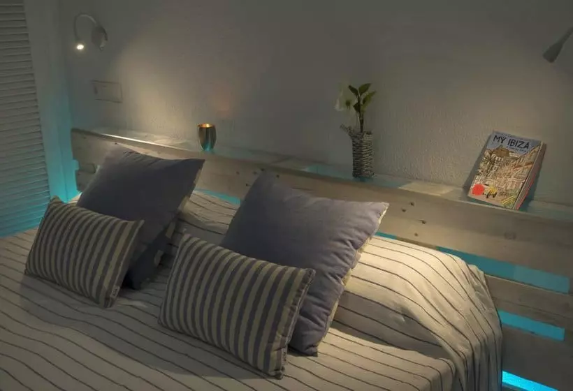 酒店 Outsite Ibiza