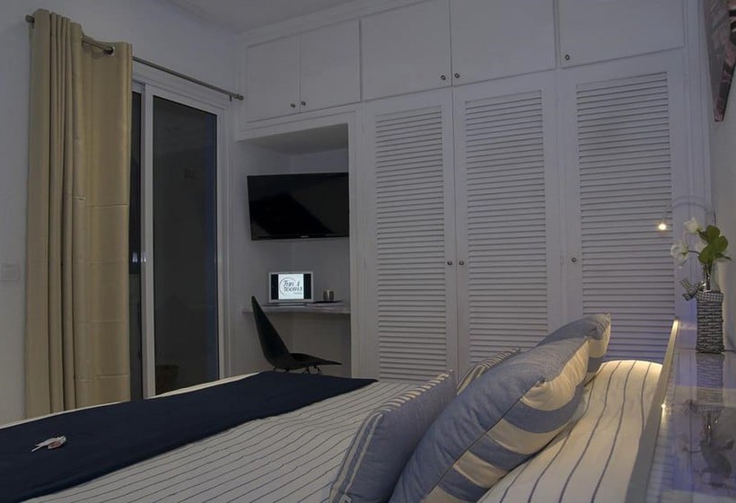 هتل Outsite Ibiza