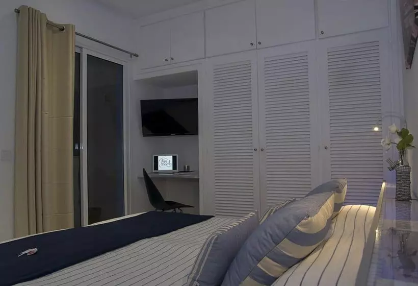 酒店 Outsite Ibiza