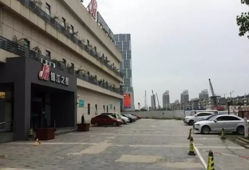 Hotel Jinjiang Inn Shanghai Fengxian Nanqiao Road