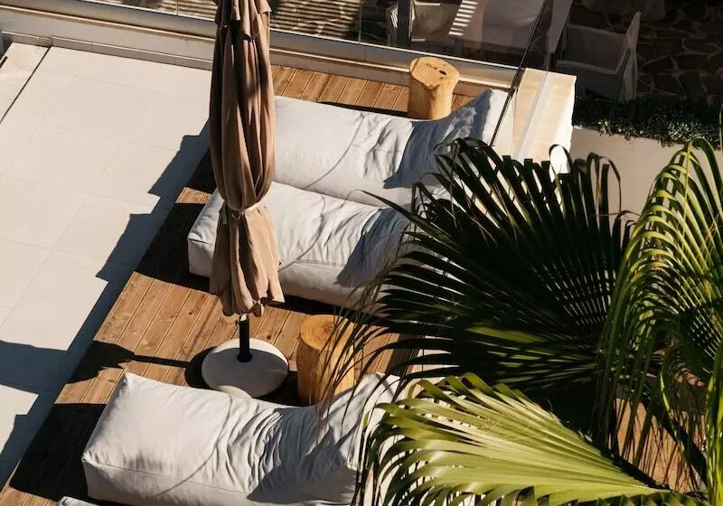 ホテル Petradi Beach Lounge