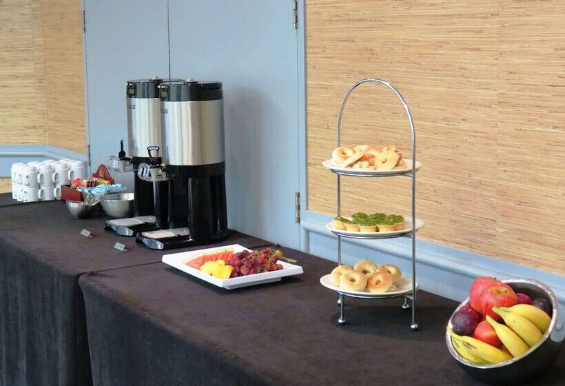 Quality Hotel Lincoln Green